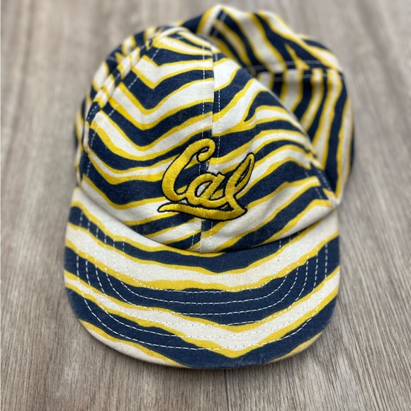Cal State Unique wavy hat blue yellow SnapBack - Picture 1 of 8